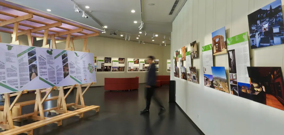 木构展架——展览 “纹理与经线：编织乡土新社区”，项目照片 10